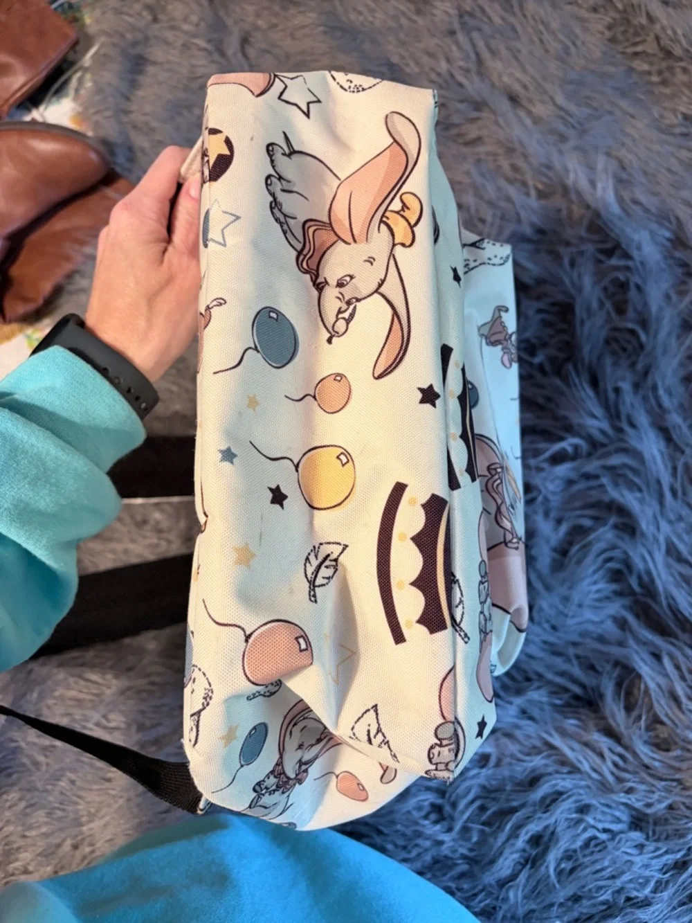Loungefly Dumbo canvas full size Backpack. All over print - Picture 8 of 8